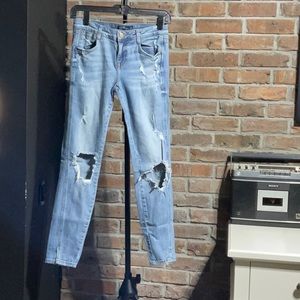 ZARA || Distressed Trafaluc Skinny Jeans sz 4